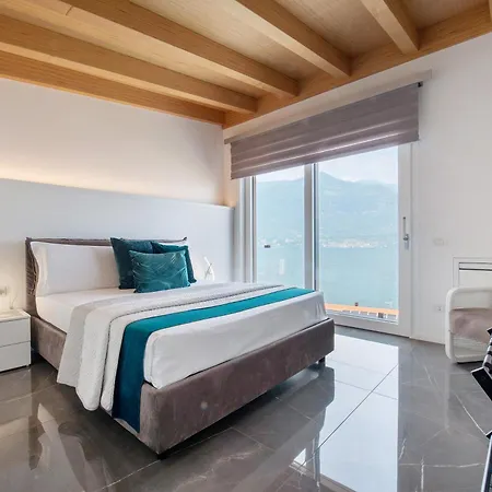 Apartamento Luxury Lakefront Penthouse Lezzeno